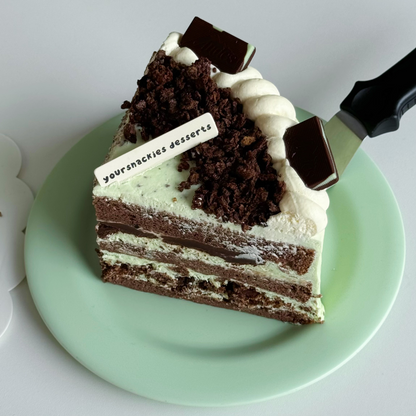 Mint Chocolate w/ Raw Chocolate Cake